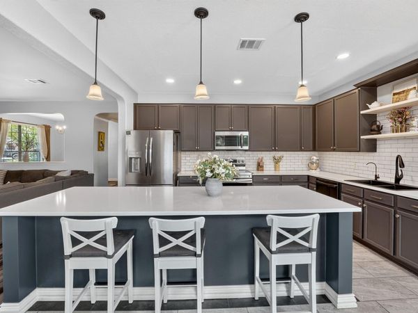 213 Silver Lace LN, Round Rock, TX 78664