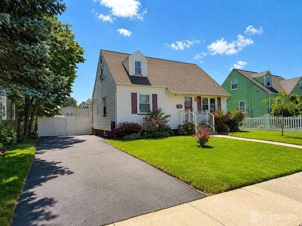 217 Bergen Street, Woodbridge, NJ 07095