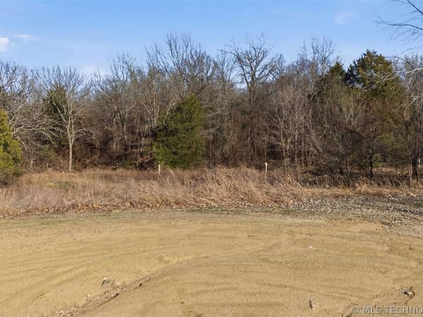 Wolfe Lane , Ada, OK 74820