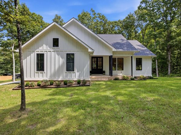 252 Woodland Way, Signal Mountain, TN 37377