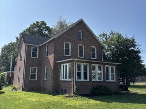 456 Granby Rd, South Hadley, MA 01075