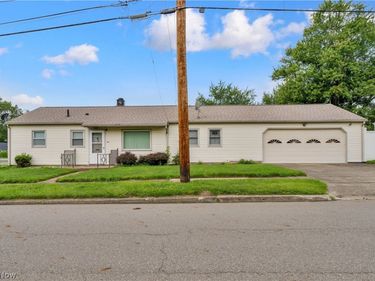 34 Mcdonald Avenue, Niles, OH 44446