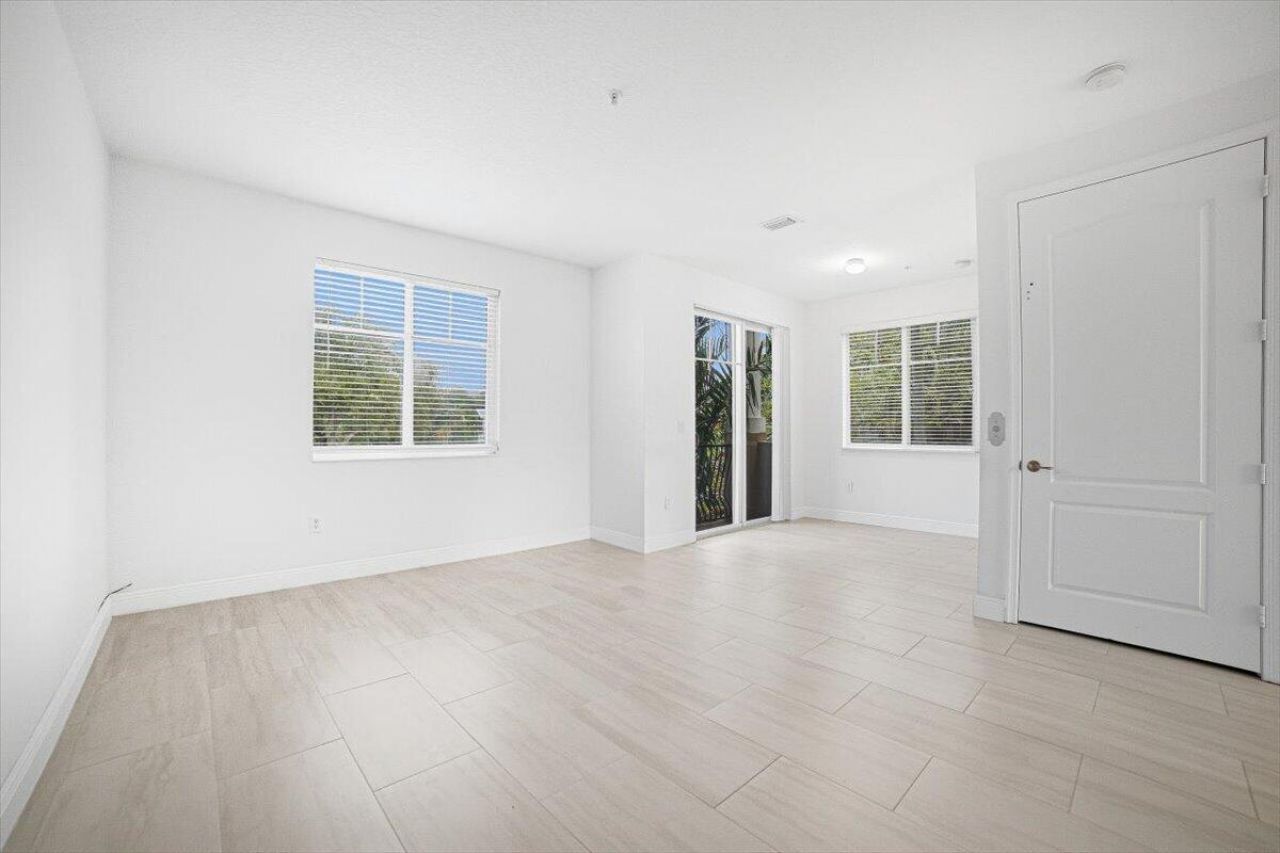 520 NW 39th Circle, Boca Raton, FL 33431 Photo