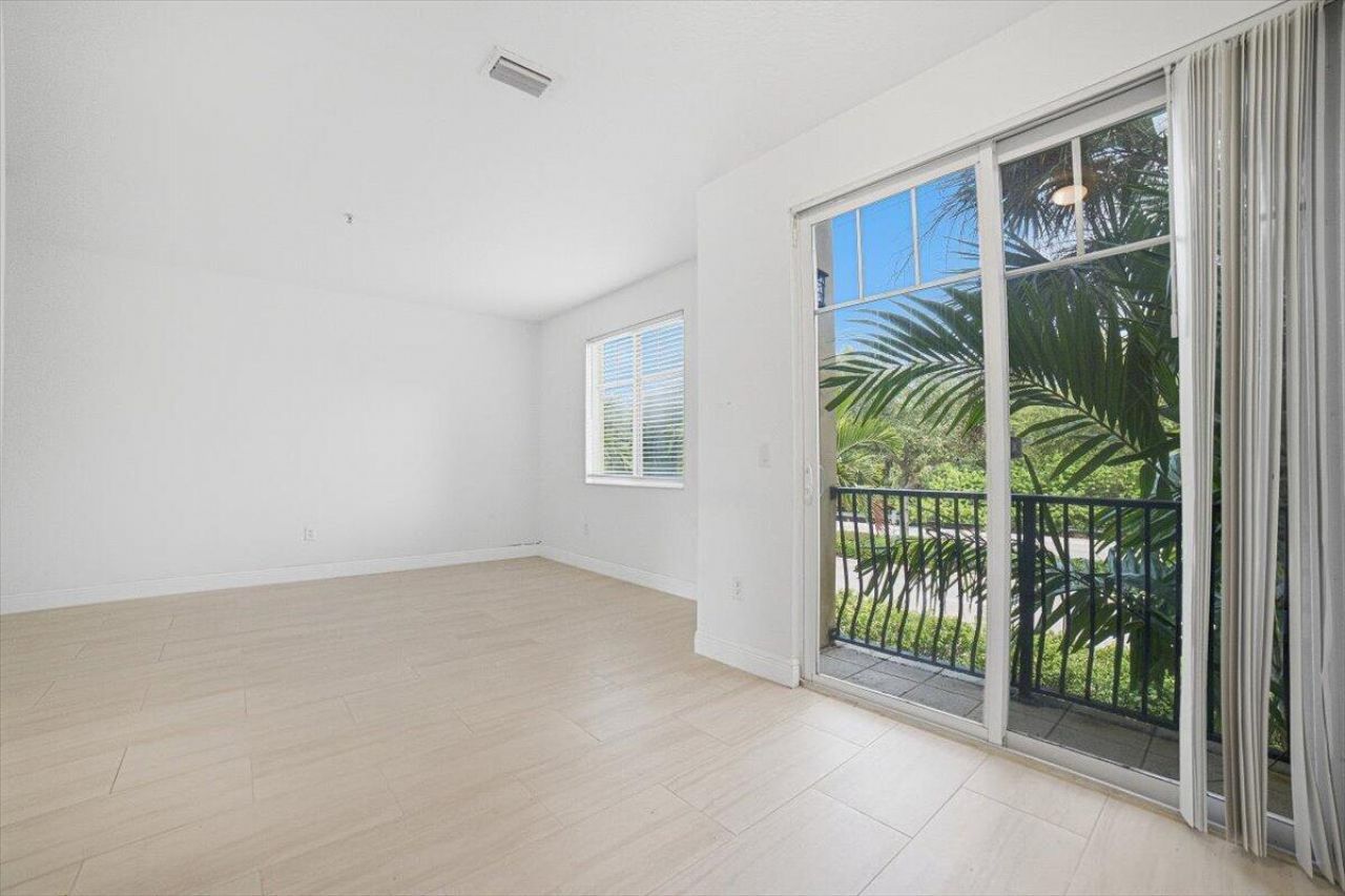 520 NW 39th Circle, Boca Raton, FL 33431 Photo