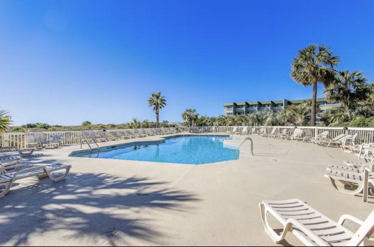1300 Ocean Boulevard Photo 18