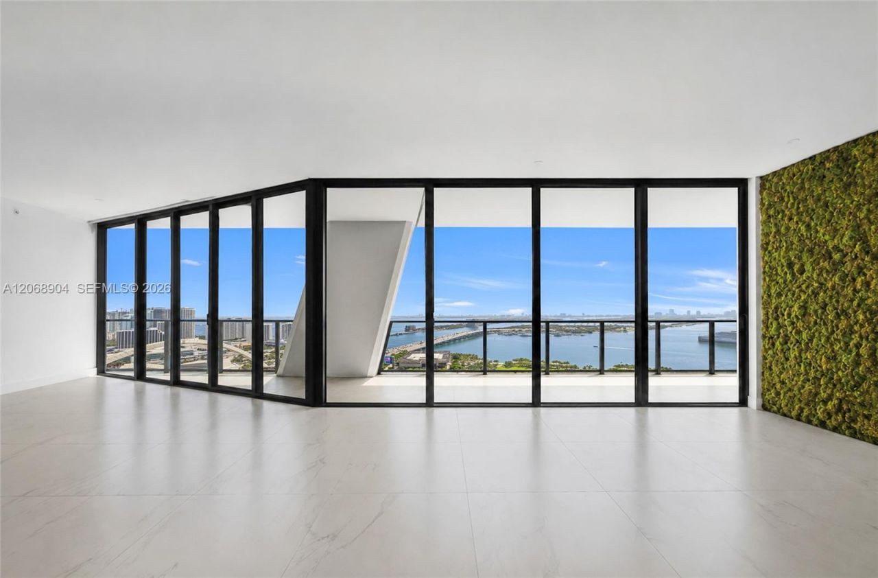 1000 Biscayne Blvd , Unit 3901, Miami, FL 33132 Photo