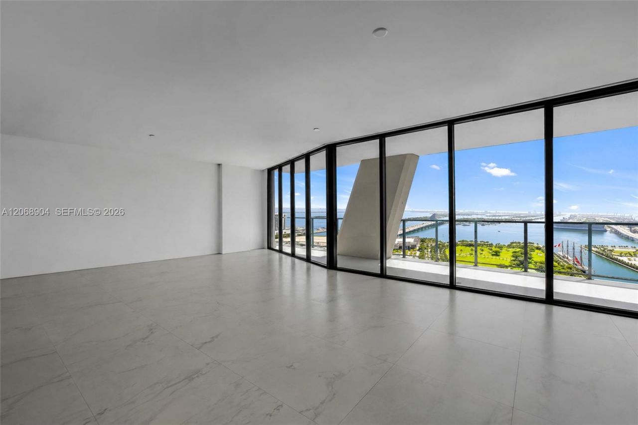1000 Biscayne Blvd , Unit 3901, Miami, FL 33132 Photo