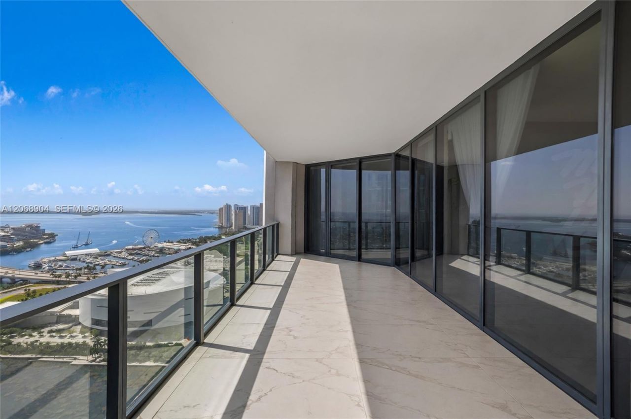 1000 Biscayne Blvd , Unit 3901, Miami, FL 33132 Photo