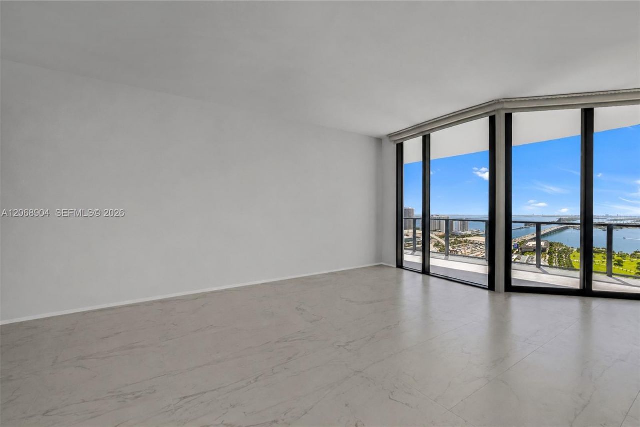 1000 Biscayne Blvd , Unit 3901, Miami, FL 33132 Photo