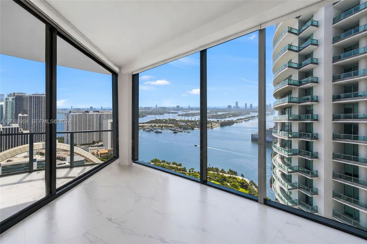 1000 Biscayne Blvd , Unit 3901, Miami, FL 33132 Photo