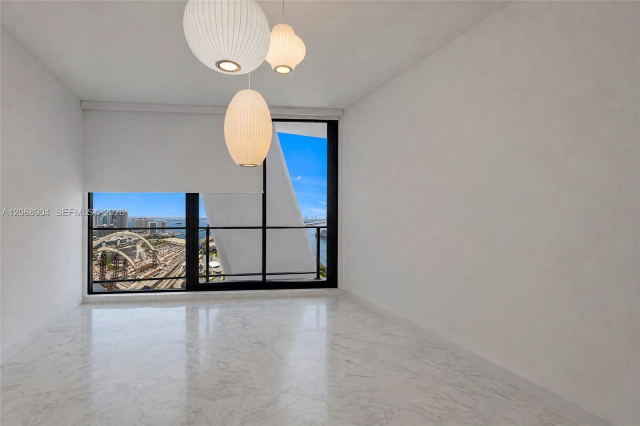 1000 Biscayne Blvd , Unit 3901, Miami, FL 33132 Photo