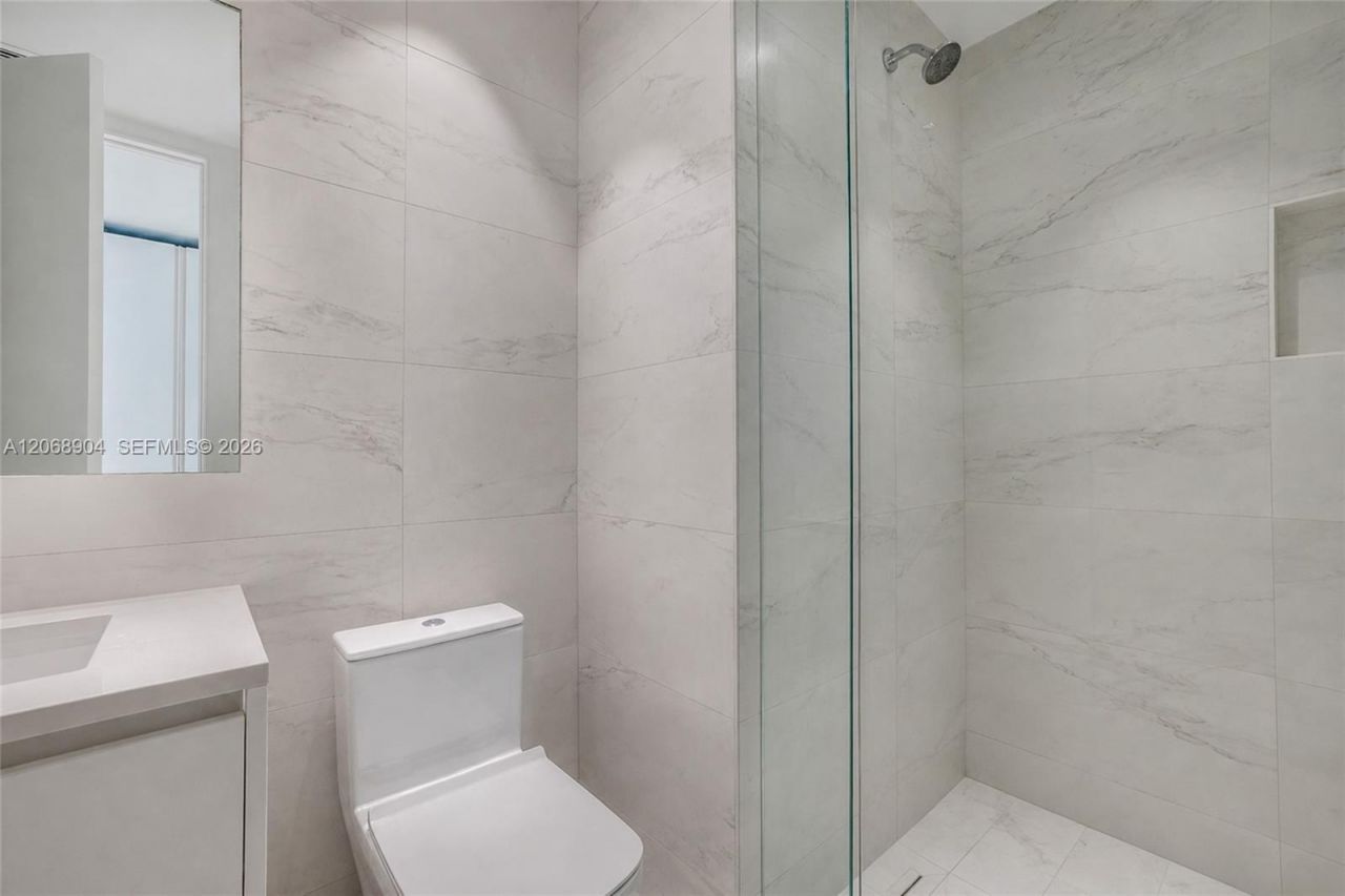 1000 Biscayne Blvd , Unit 3901, Miami, FL 33132 Photo