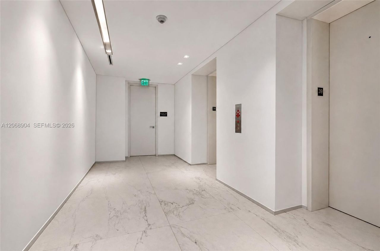 1000 Biscayne Blvd , Unit 3901, Miami, FL 33132 Photo