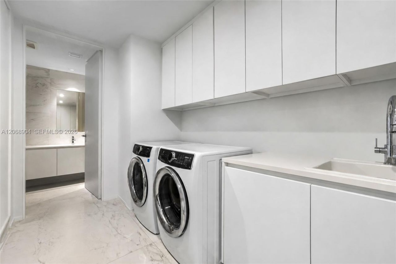 1000 Biscayne Blvd , Unit 3901, Miami, FL 33132 Photo