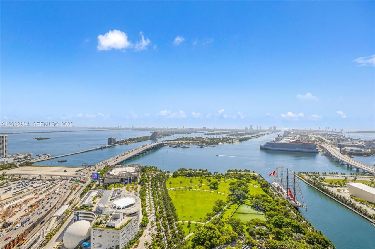 1000 Biscayne Blvd , Unit 3901, Miami, FL 33132 Photo
