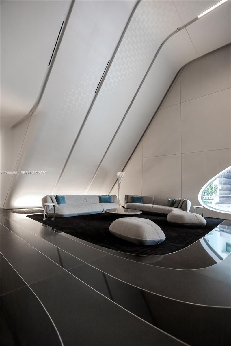 1000 Biscayne Blvd , Unit 3901, Miami, FL 33132 Photo