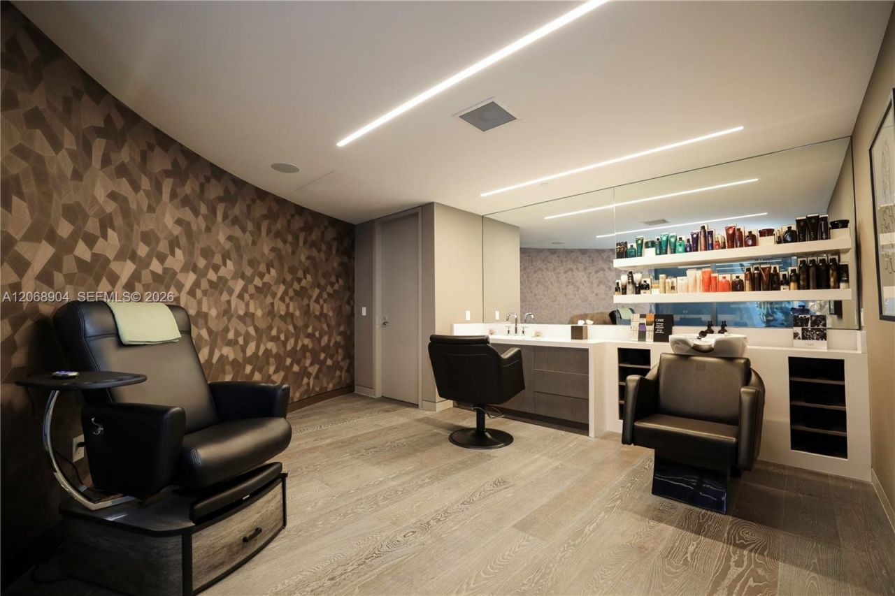 1000 Biscayne Blvd , Unit 3901, Miami, FL 33132 Photo