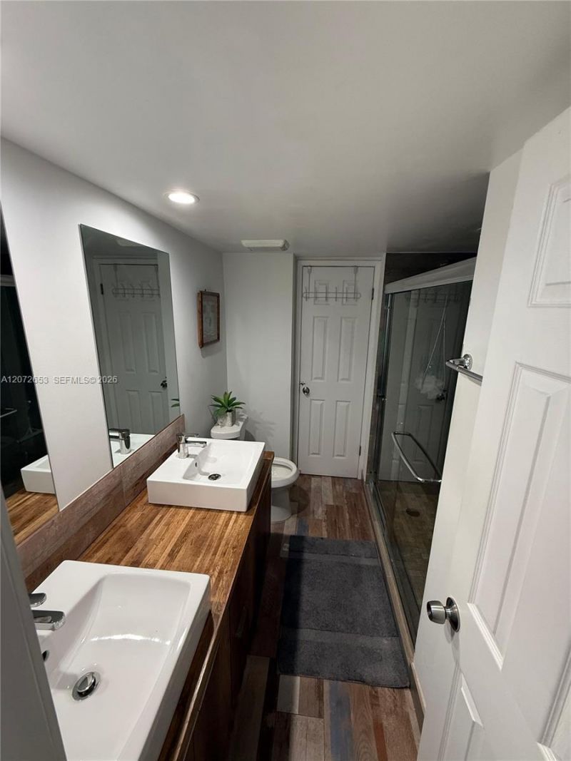 9220 Fontainebleau Blvd , Unit 508, Miami, FL 33172 Photo