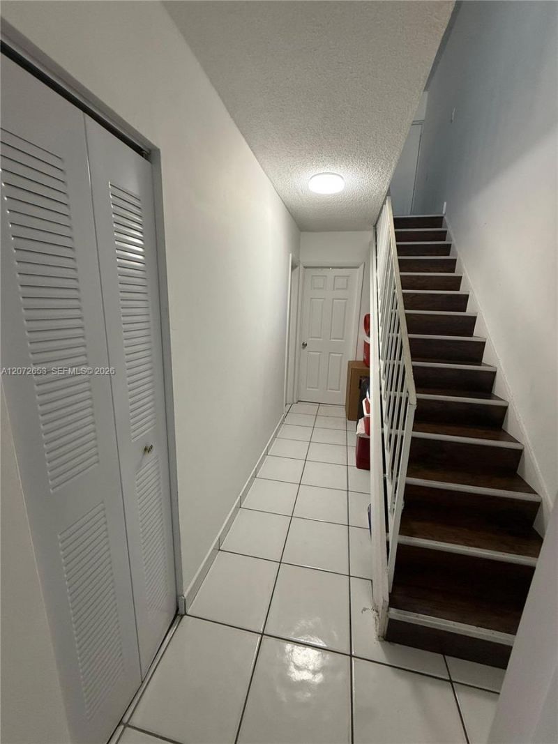 9220 Fontainebleau Blvd , Unit 508, Miami, FL 33172 Photo