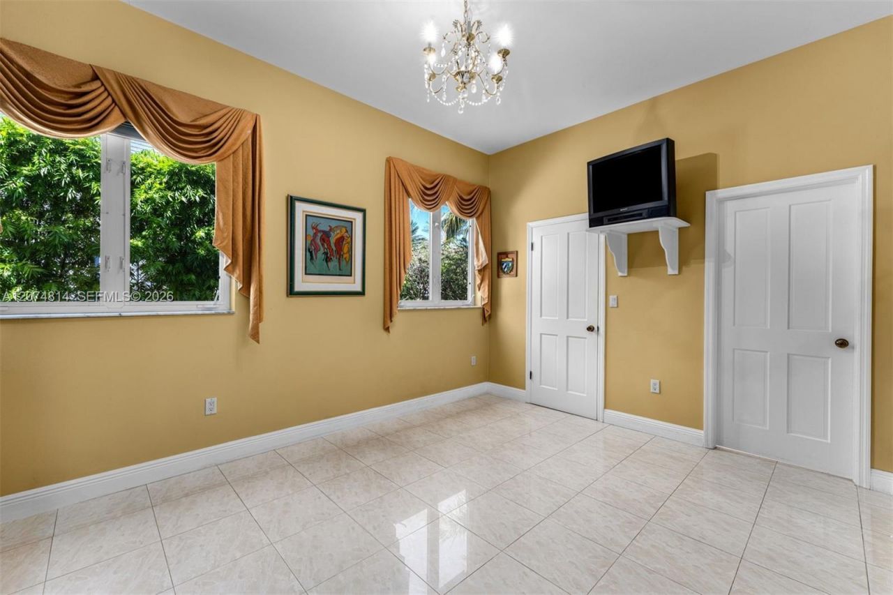 501 Bay Lane , Key Biscayne, FL 33149 Photo