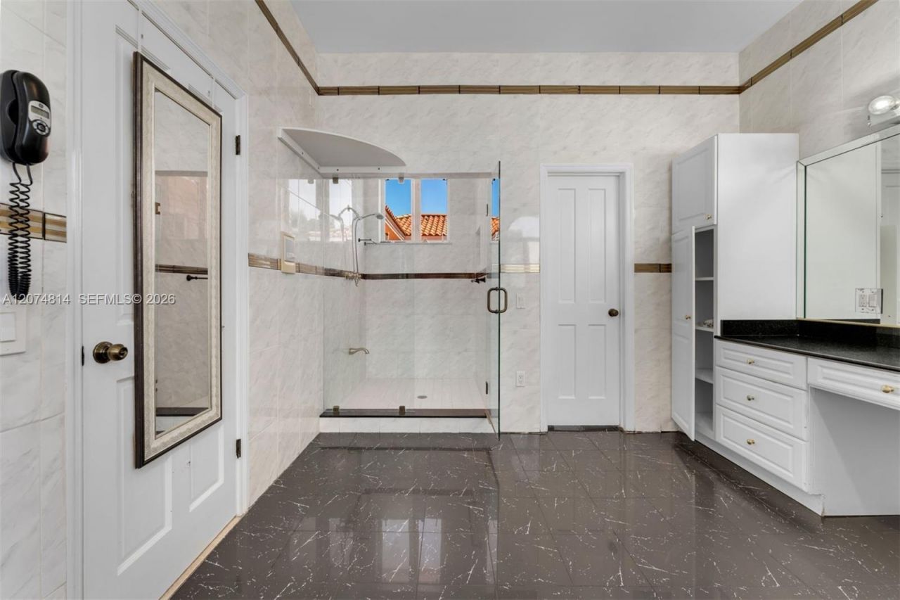 501 Bay Lane , Key Biscayne, FL 33149 Photo