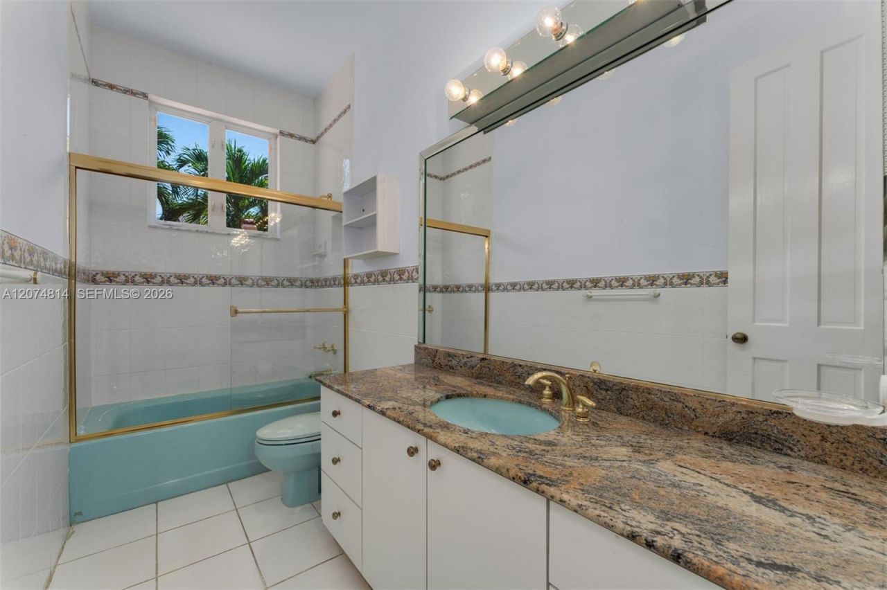 501 Bay Lane , Key Biscayne, FL 33149 Photo