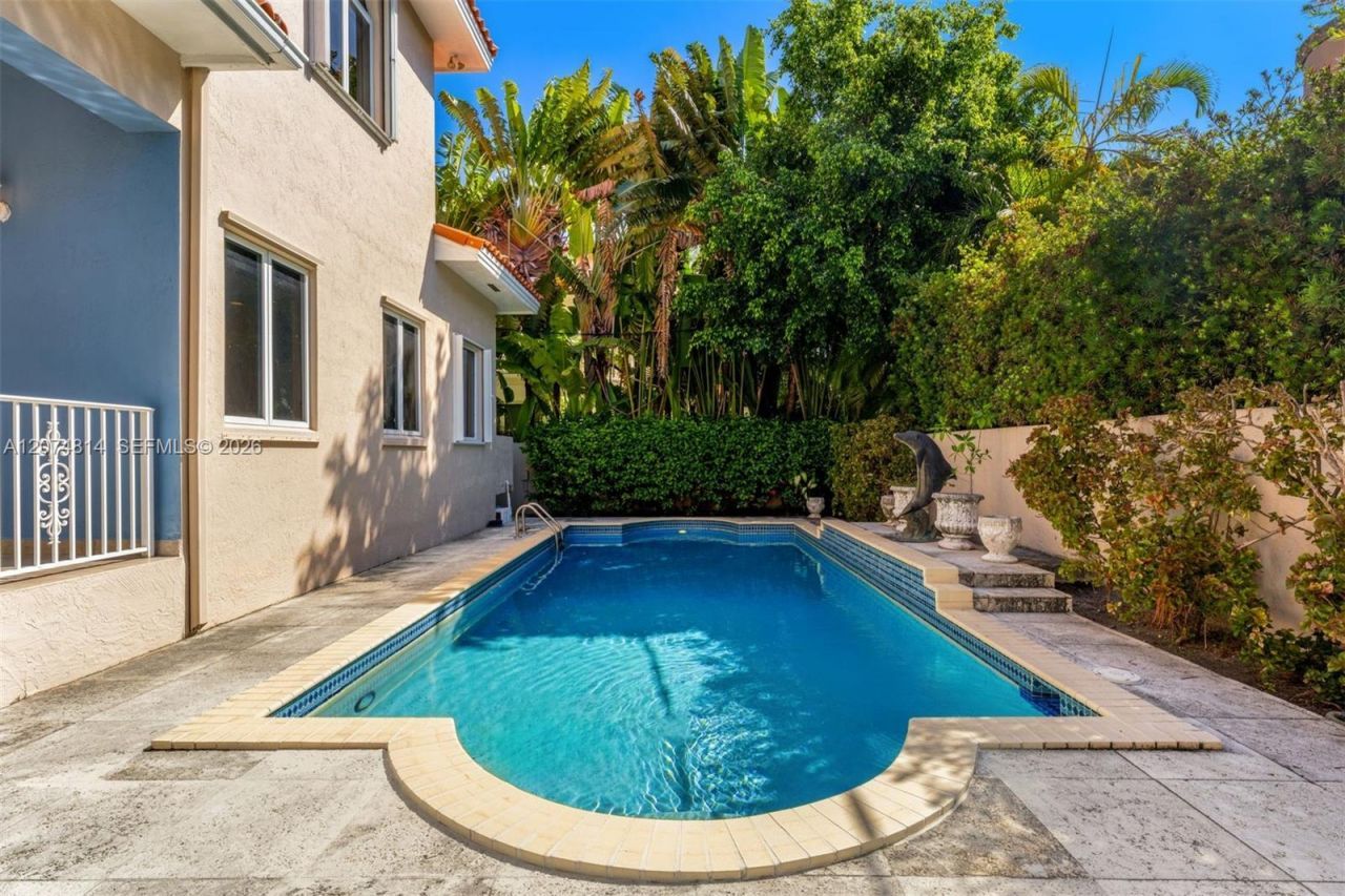 501 Bay Lane , Key Biscayne, FL 33149 Photo