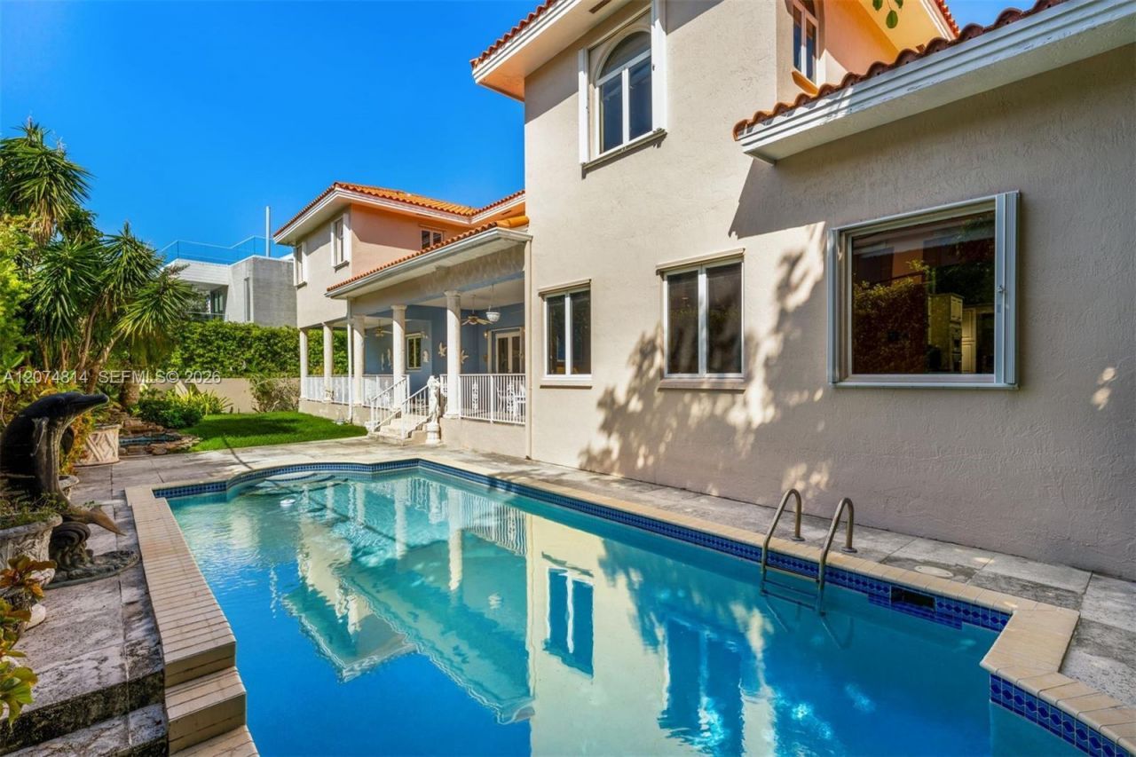 501 Bay Lane , Key Biscayne, FL 33149 Photo