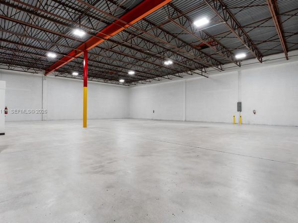 1924-1928 NW 82nd Ave , Doral, FL 33126