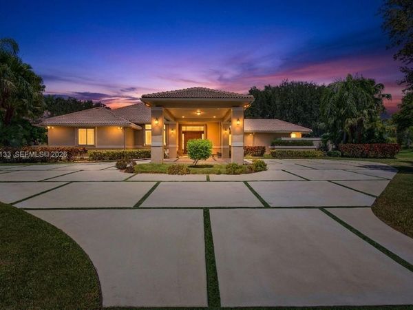 2725 Hunter Rd, Weston, FL 33331