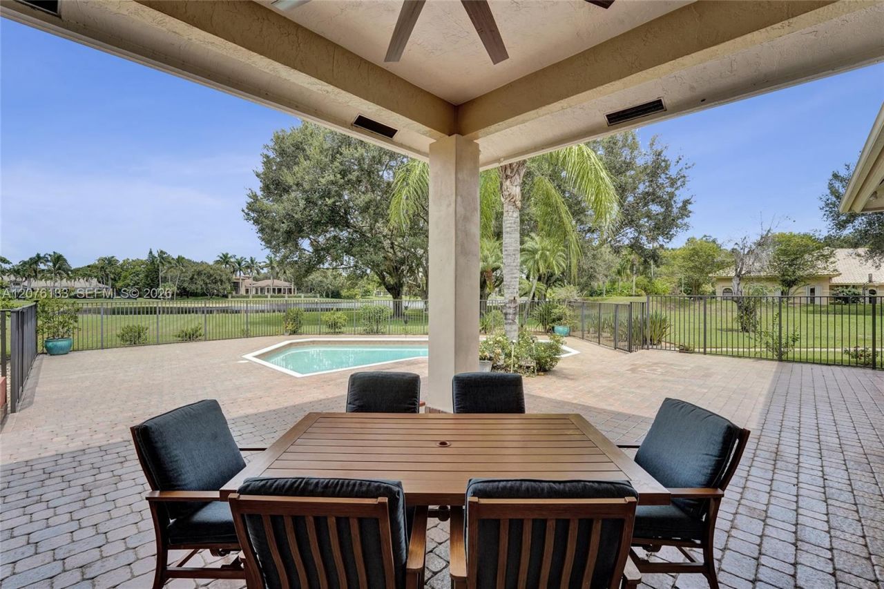 2725 Hunter Rd, Weston, FL 33331 Photo