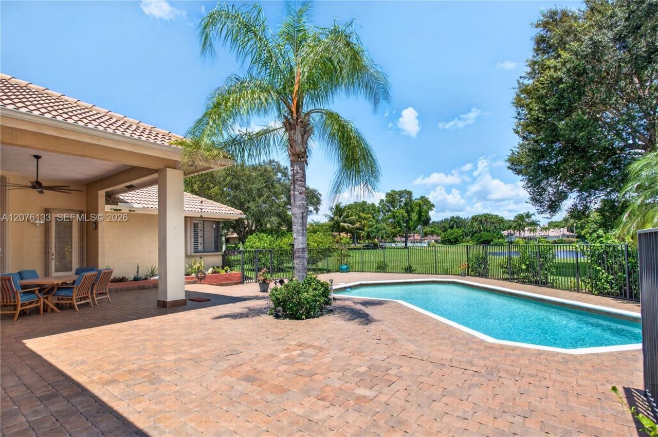 2725 Hunter Rd, Weston, FL 33331 Photo