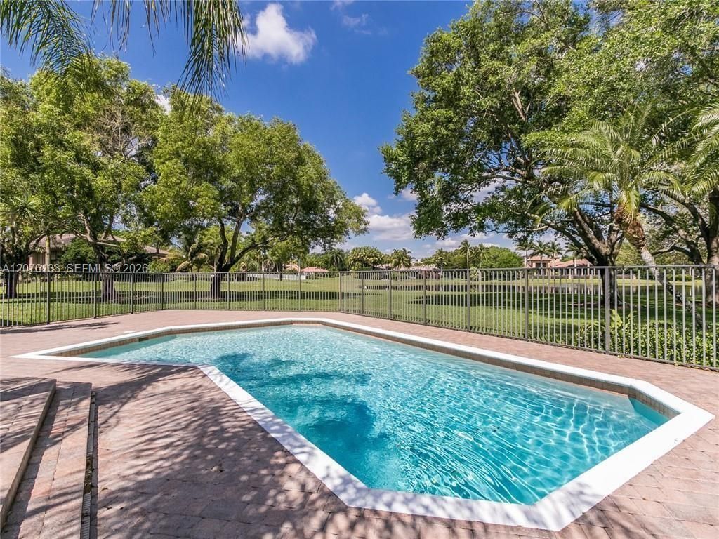 2725 Hunter Rd, Weston, FL 33331 Photo
