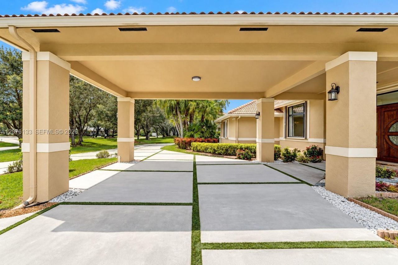 2725 Hunter Rd, Weston, FL 33331 Photo