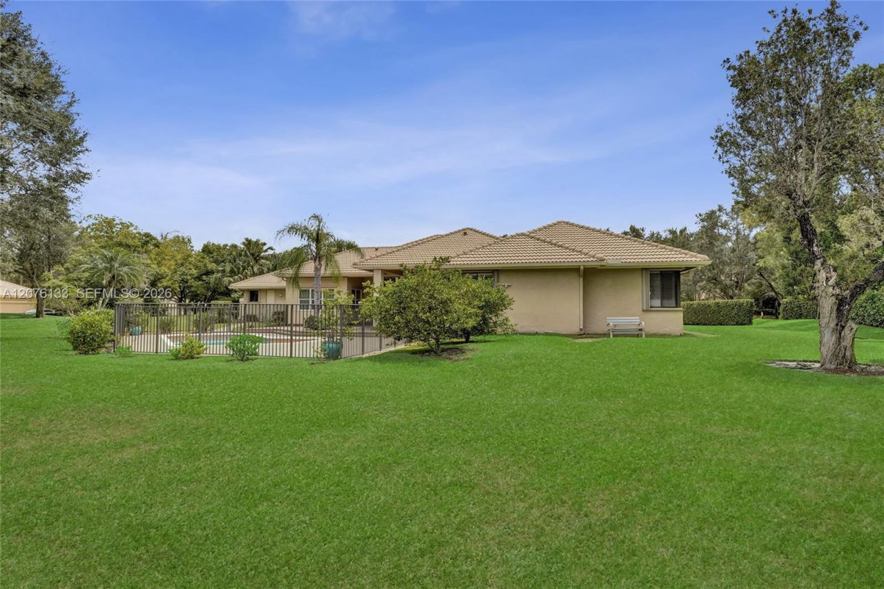 2725 Hunter Rd, Weston, FL 33331 Photo