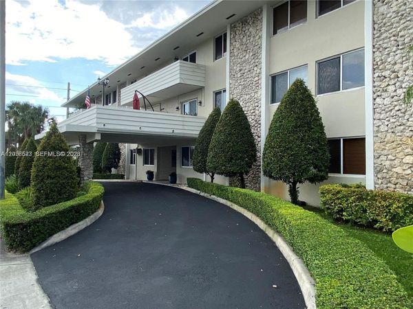 6250 Bird Rd , Unit B7, South Miami, FL 33155