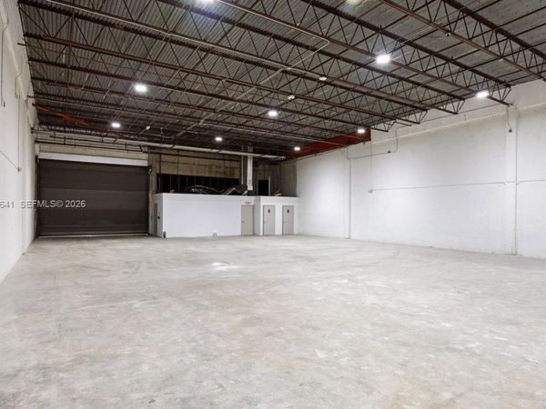 7819 NW NW 15th St , Doral, FL 33126