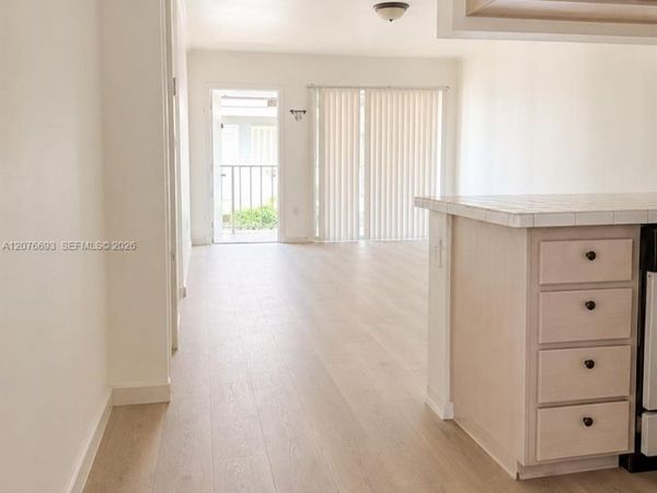 15401 SW 81st Cir Ln , Unit 16, Miami, FL 33193