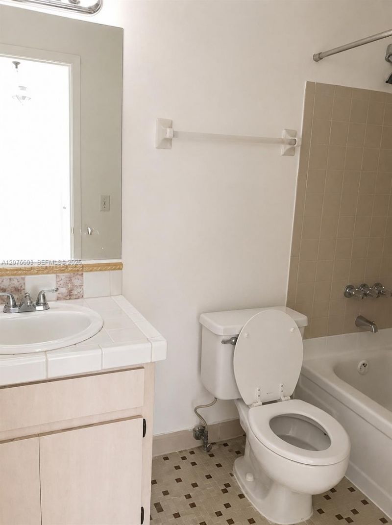 15401 SW 81st Cir Ln , Unit 16, Miami, FL 33193 Photo
