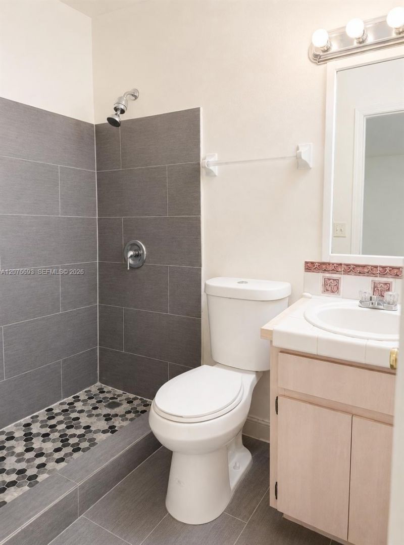 15401 SW 81st Cir Ln , Unit 16, Miami, FL 33193 Photo