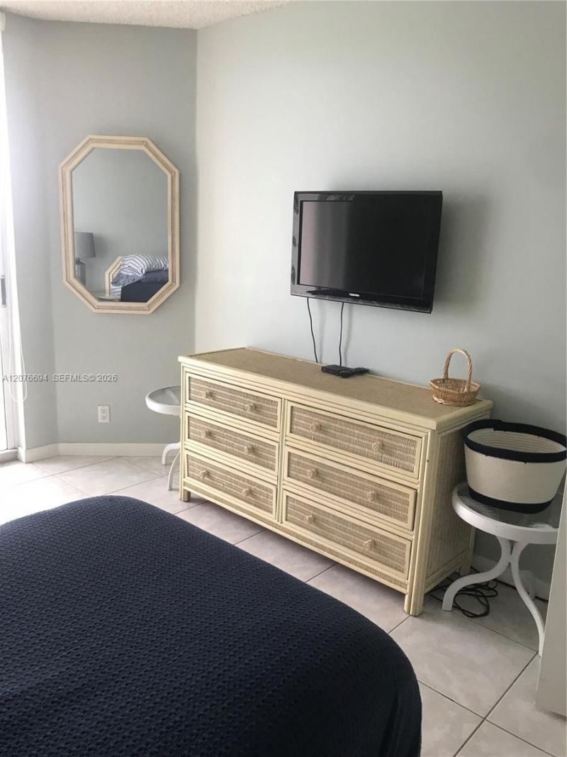 16485 Collins Ave , Unit 2538, Sunny Isles Beach, FL 33160 Photo