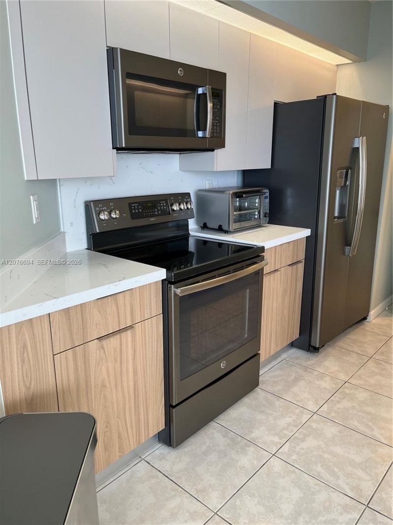 16485 Collins Ave , Unit 2538, Sunny Isles Beach, FL 33160 Photo