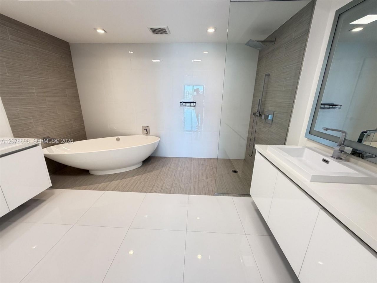 330 Sunny Isles Blvd , Unit 5-1008, Sunny Isles Beach, FL 33160 Photo