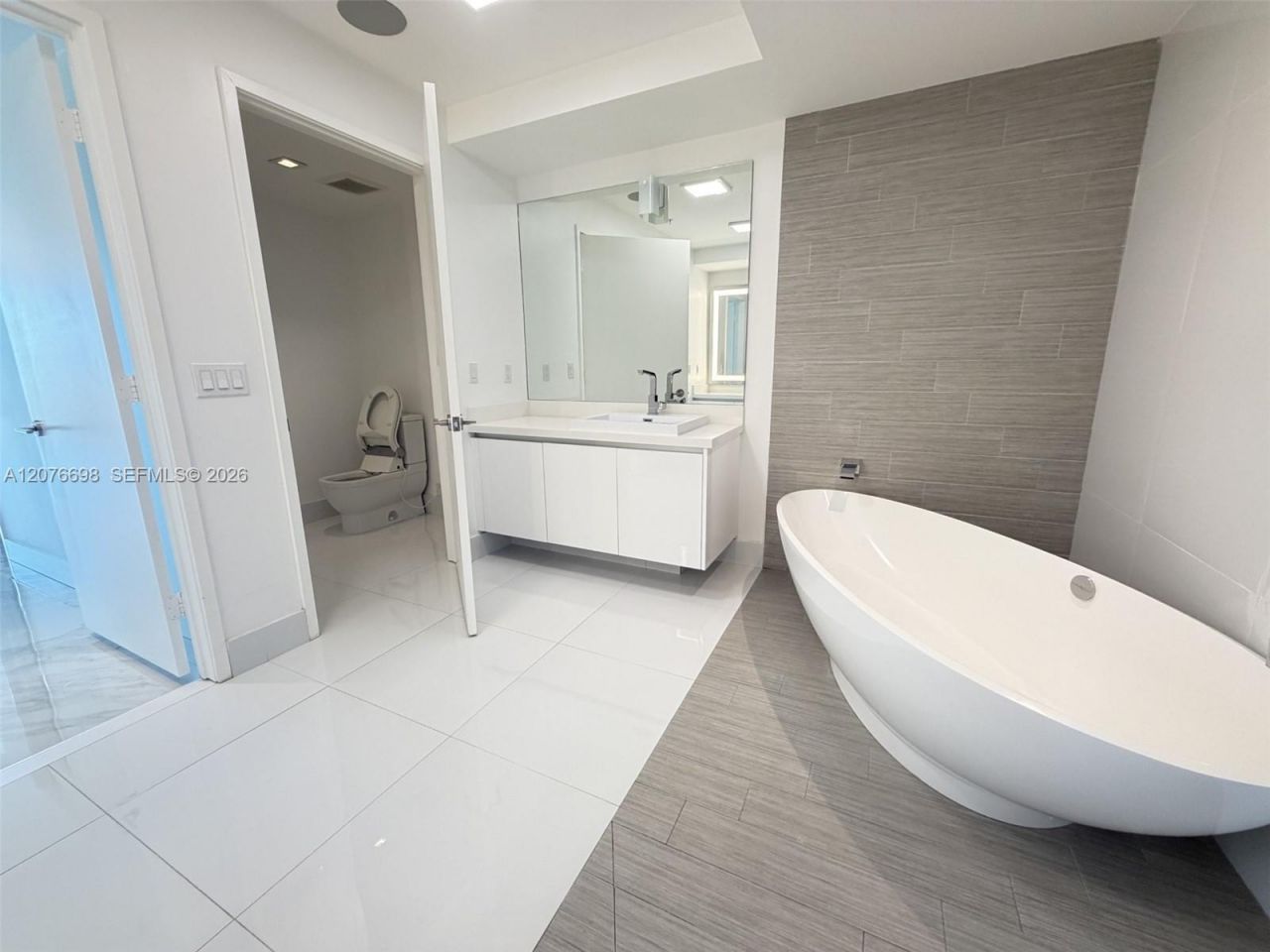 330 Sunny Isles Blvd , Unit 5-1008, Sunny Isles Beach, FL 33160 Photo