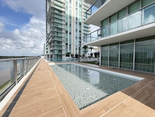 330 Sunny Isles Blvd , Unit 5-1008, Sunny Isles Beach, FL 33160 Photo