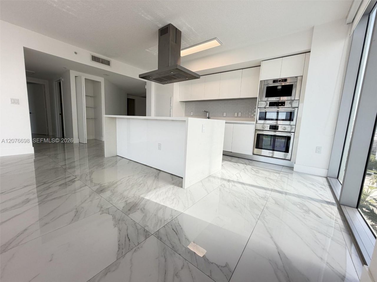 330 Sunny Isles Blvd , Unit 5-1008, Sunny Isles Beach, FL 33160 Photo