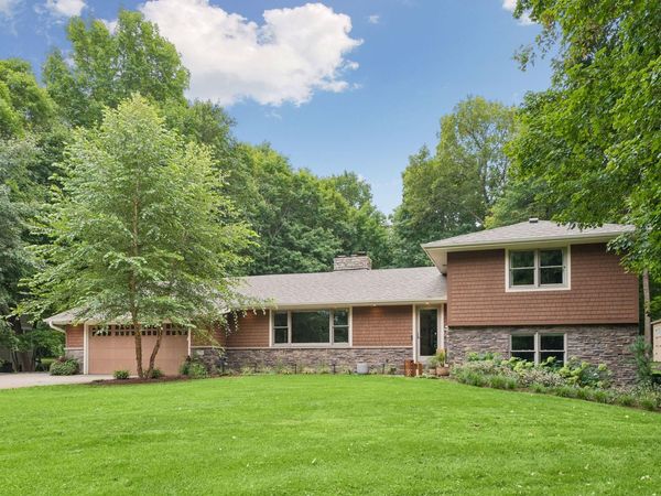 27885 Woodside Road, Excelsior, MN 55331