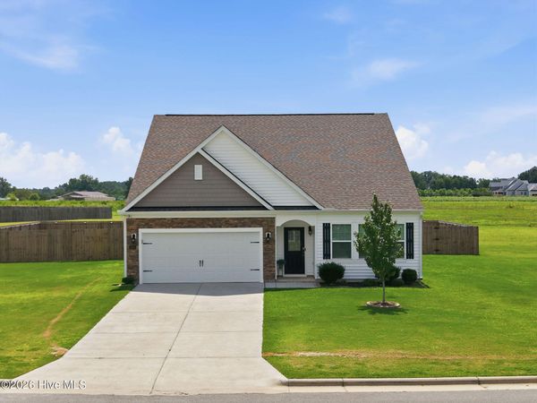 1828 Dakota Creek Drive, Ayden, NC 28513