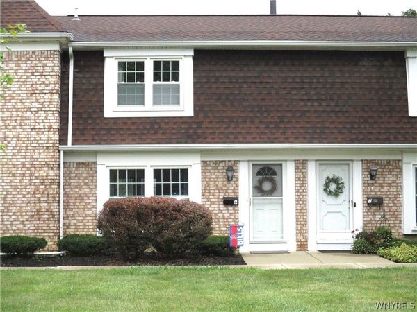 105 Carriage Drive , Unit 6, Orchard Park, NY 14127
