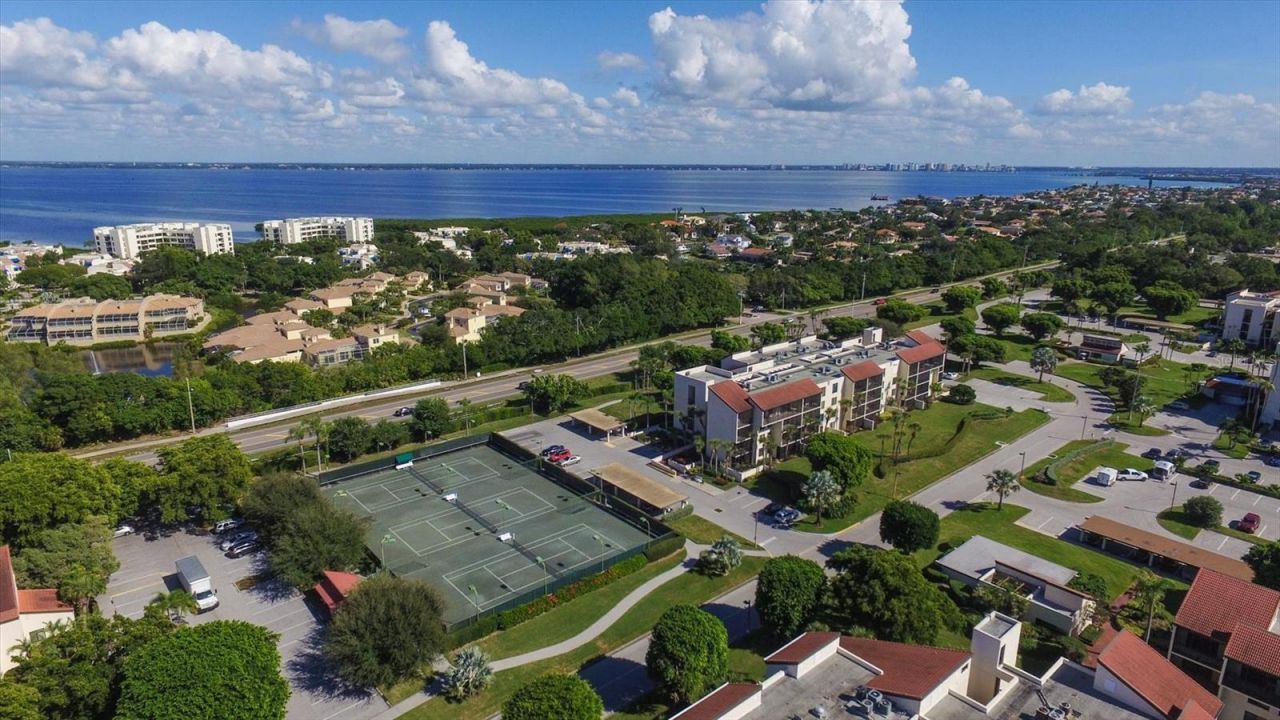 2089 Gulf Of Mexico Drive, Unit G1-302, Longboat Key, FL 34228 Photo